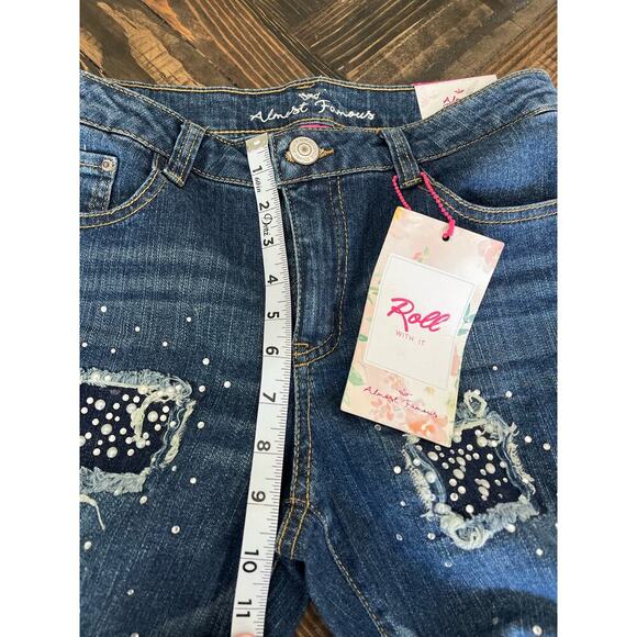 NWT Almost Famous Mid Rise Roll Up Jeans Women 9 Blue Denim Distressed Raw Hem - Picture 9 of 16